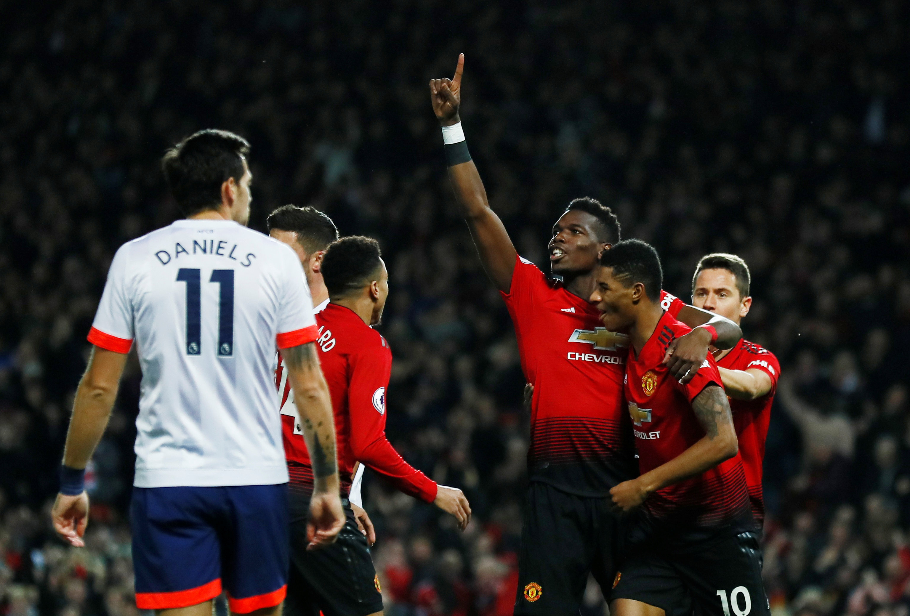 巴萨准备清洗佩尼亚、福特，本周三将和两人及经纪人会谈.