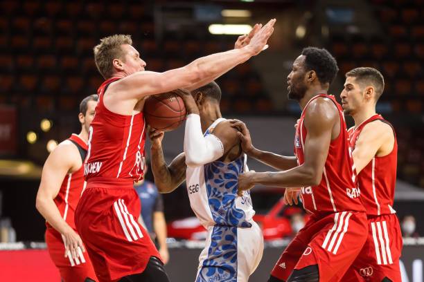 也正在密切 也正在密切