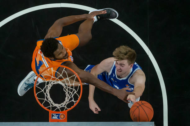 1-0！帕尔默恩佐连线 切尔西超越曼城重返前四 热刺惨遭德比4连斩.